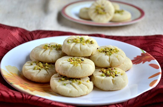 طرز تهیه نان برنجی کرمانشاهی