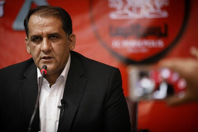 رسول‌ پناه: بیرانوند شکایت کند، پولش را بگیرد