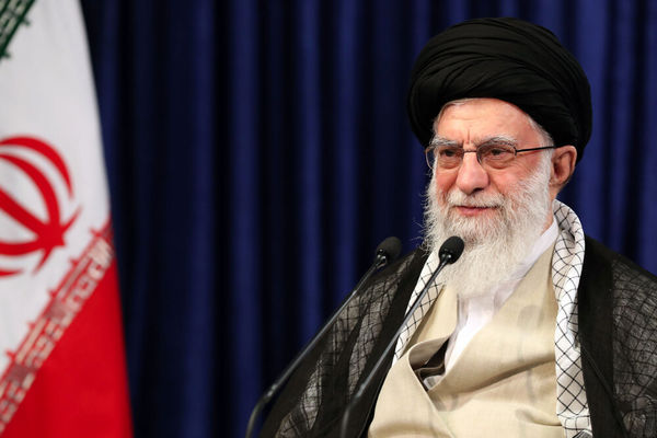 دستور مهم رهبر انقلاب به سازمان تامین اجتماعی