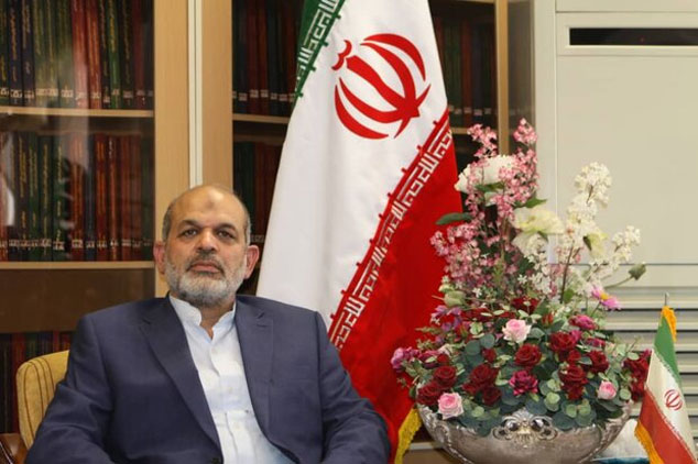 وزیر کشور: محدودیت‌های کرونایی تا رفع نگرانی ادامه دارد / نحوه بازگشایی مدارس
