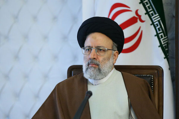 رییس‌جمهور: منافع ملت تضمین‌ کننده‌ روابط دولت با شرق و غرب است
