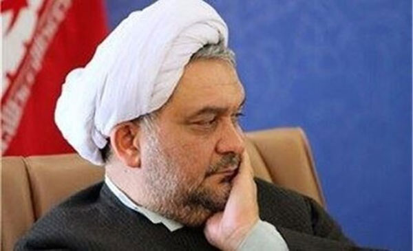 بازتاب پیشنهاد باهنر برای تغییر قانون اساسی