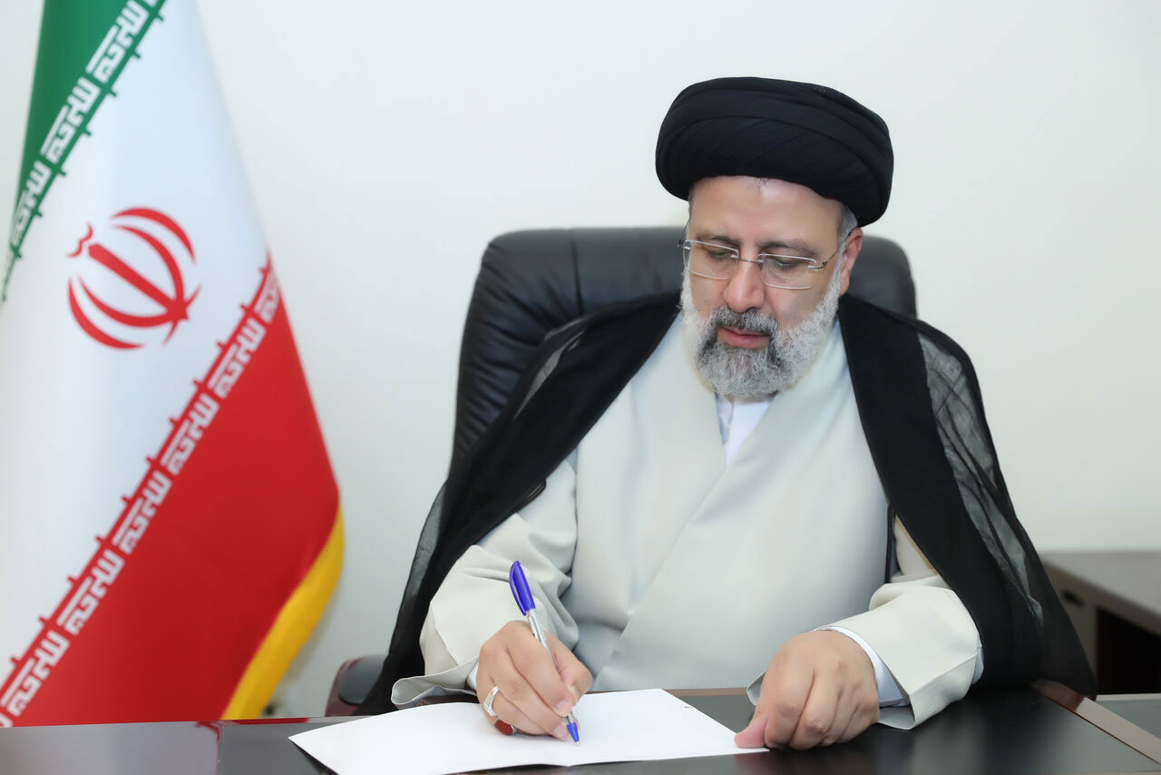 رئیسی: همه مسلمانان جهان به شایستگی در مسیر وحدت گام بردارند