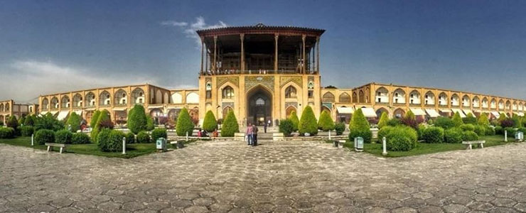 عالی قاپو یکی از آثار زیبای اصفهان
