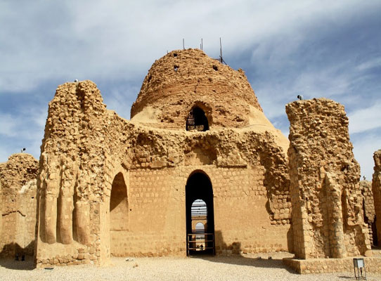 حقایق کاخ سروستان؛ بازمانده‌ای از عصر ساسانیان
